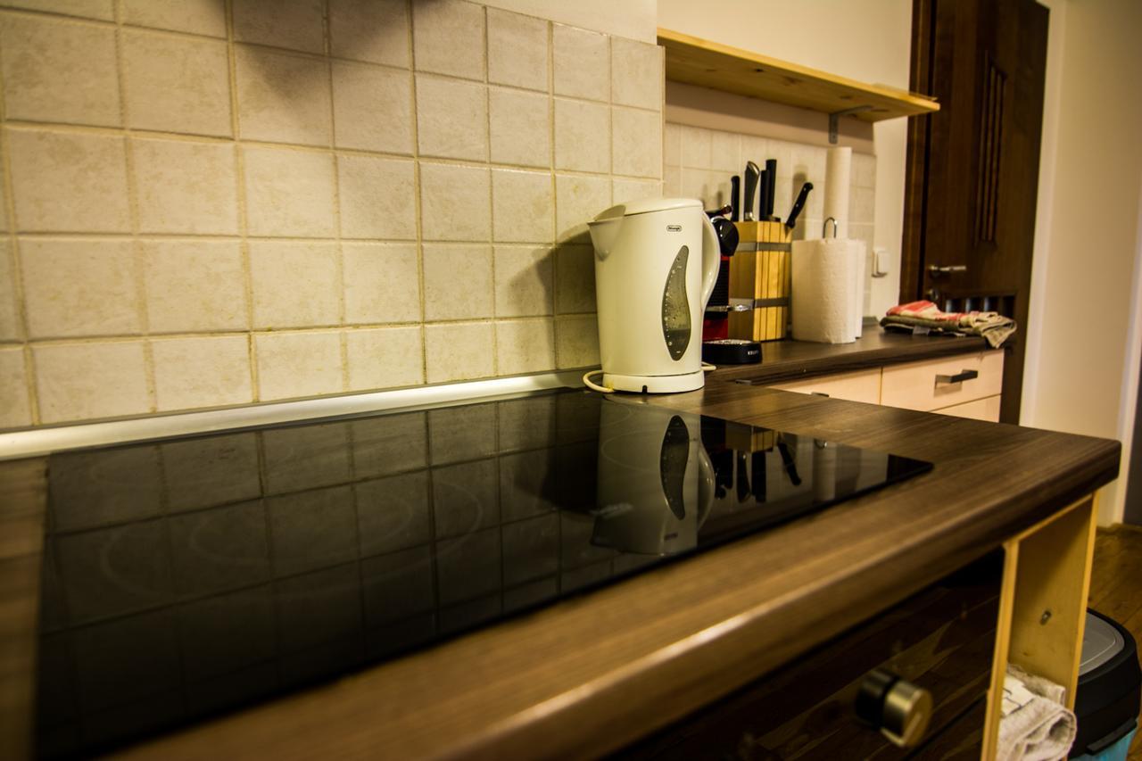 Onefam Miru Hostel Прага Екстериор снимка